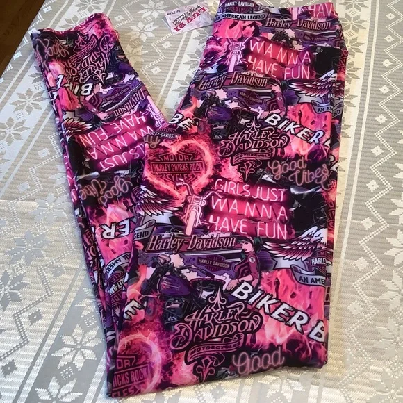 Luv21 Leggings Women’s Regular Size 2-10 Yoga High Waisted Biker Babe Pattern - Picture 4 of 7